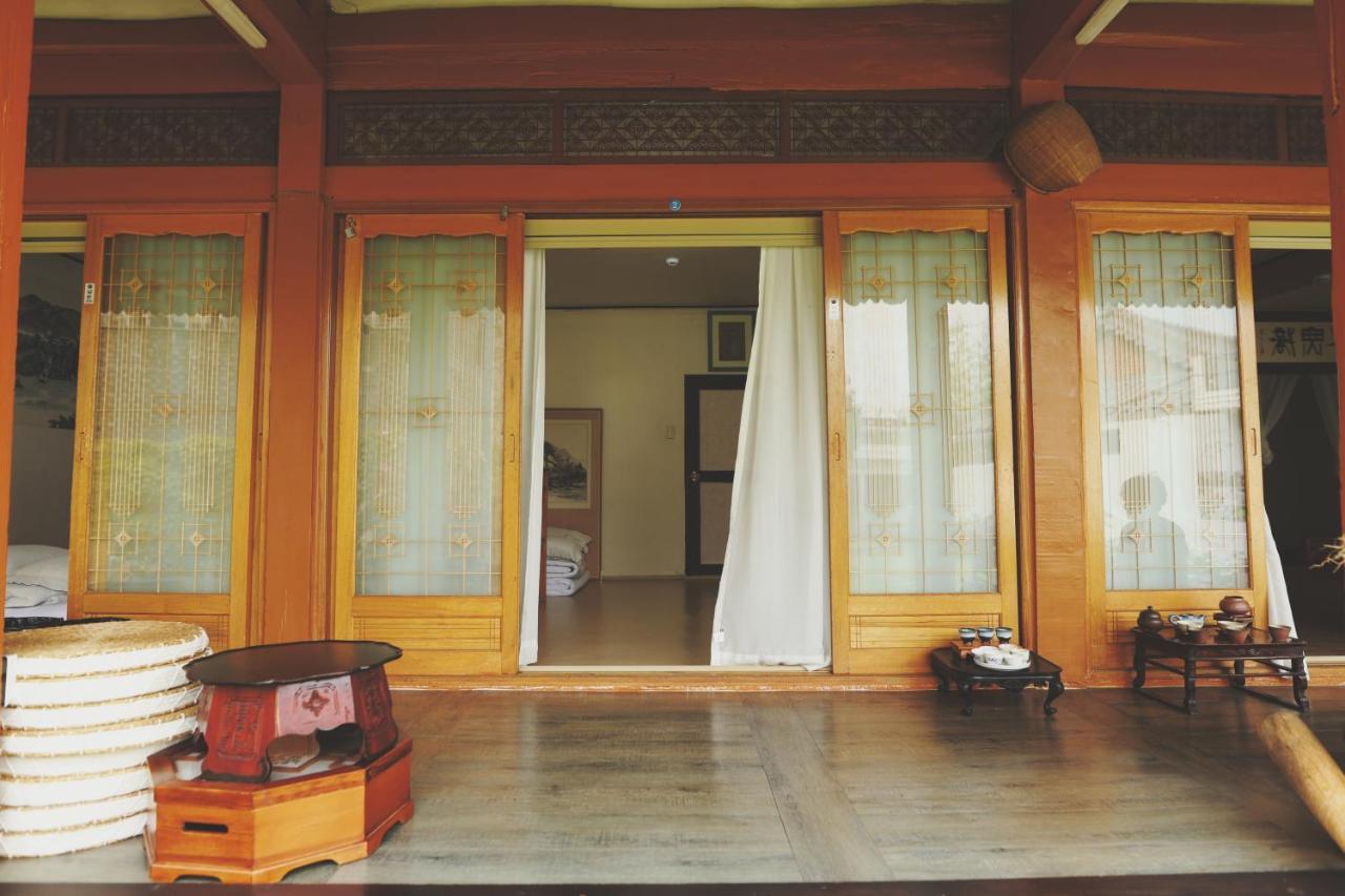 Daoljae Hanok Pension Санчхон Екстер'єр фото