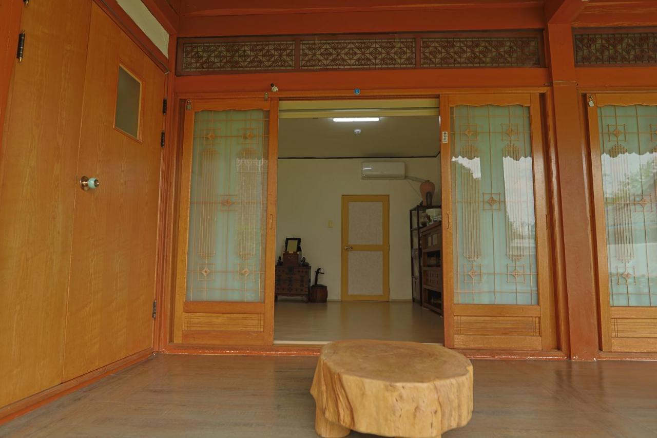 Daoljae Hanok Pension Санчхон Екстер'єр фото